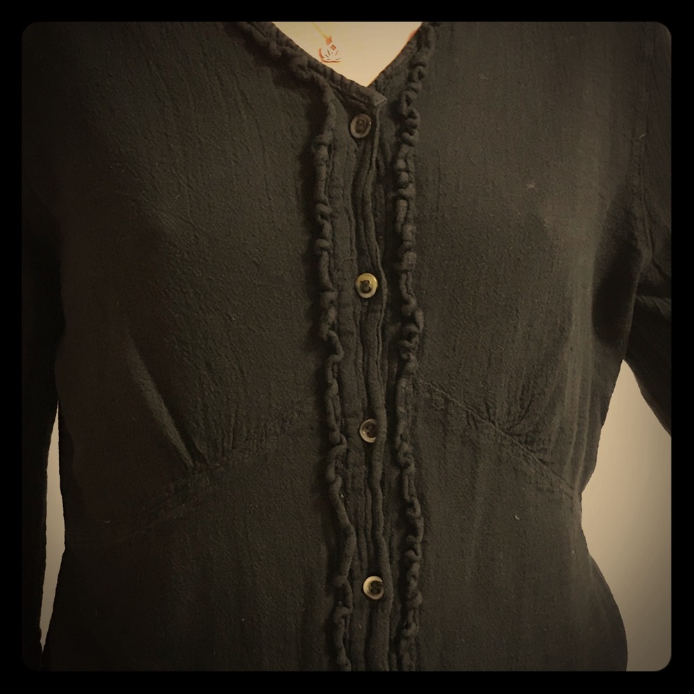 Light weight cotton button up top